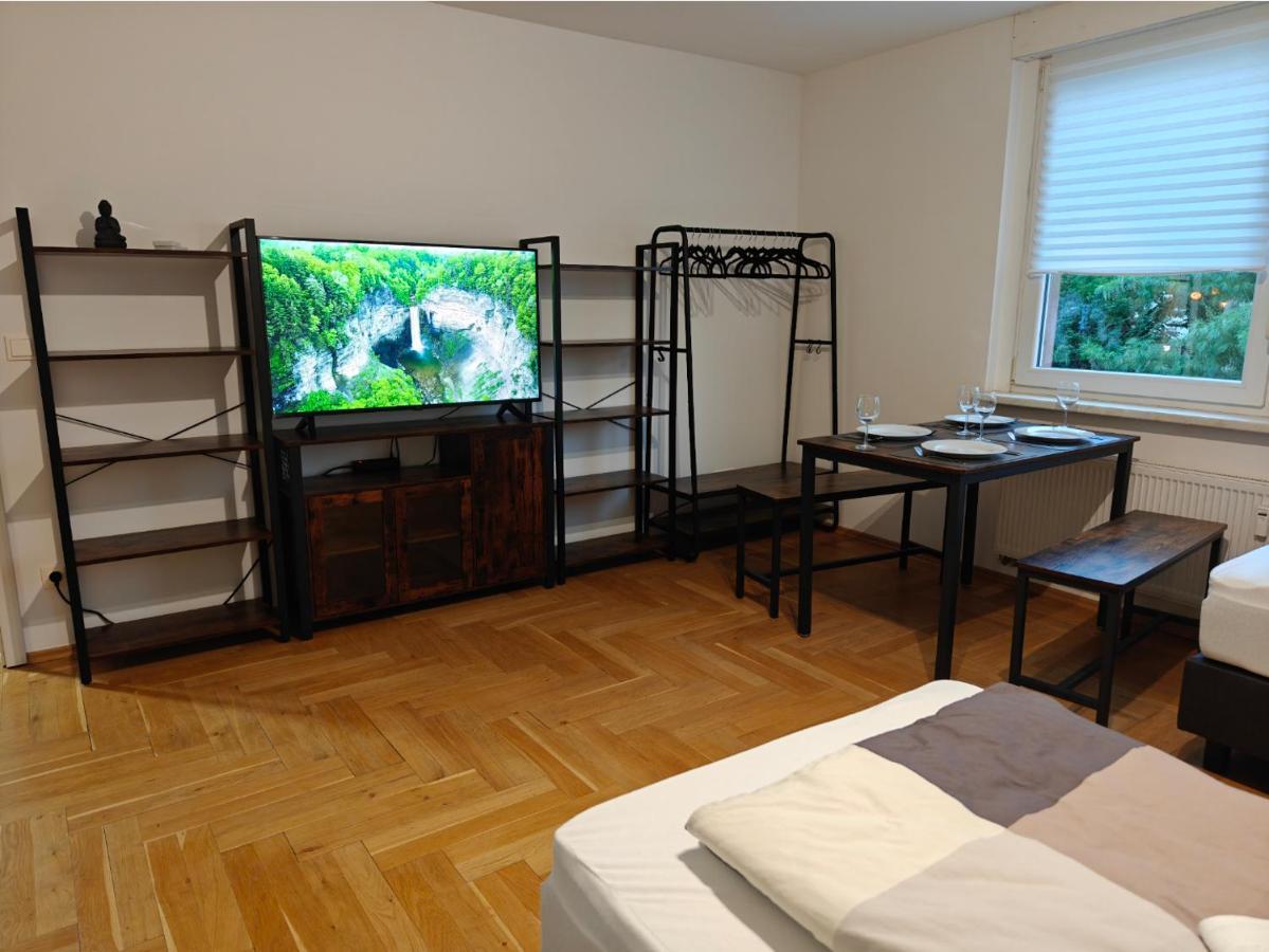 2Br Apartment, Parking, Wi-Fi, Tv In Berlin Karow Eksteriør bilde
